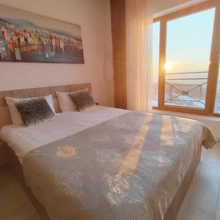 Διαμέρισμα Biki *